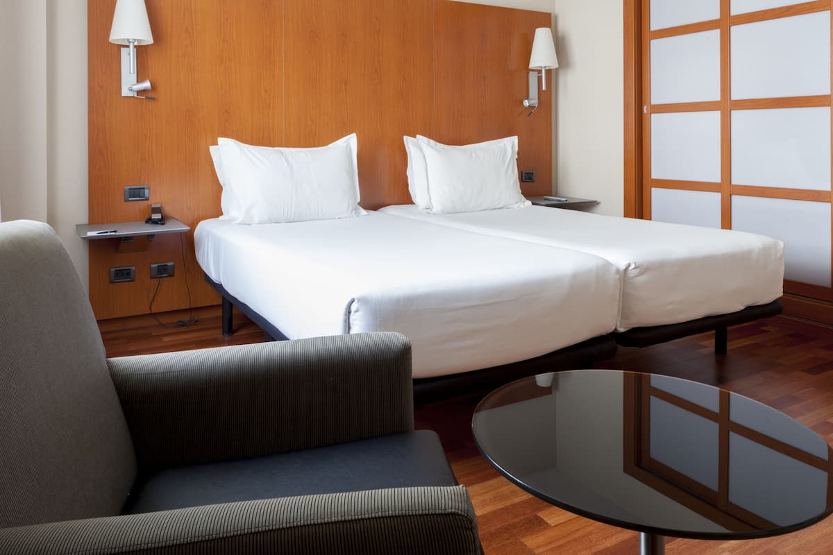 frette italian sheets, premium bedding, minibar, in-room safe