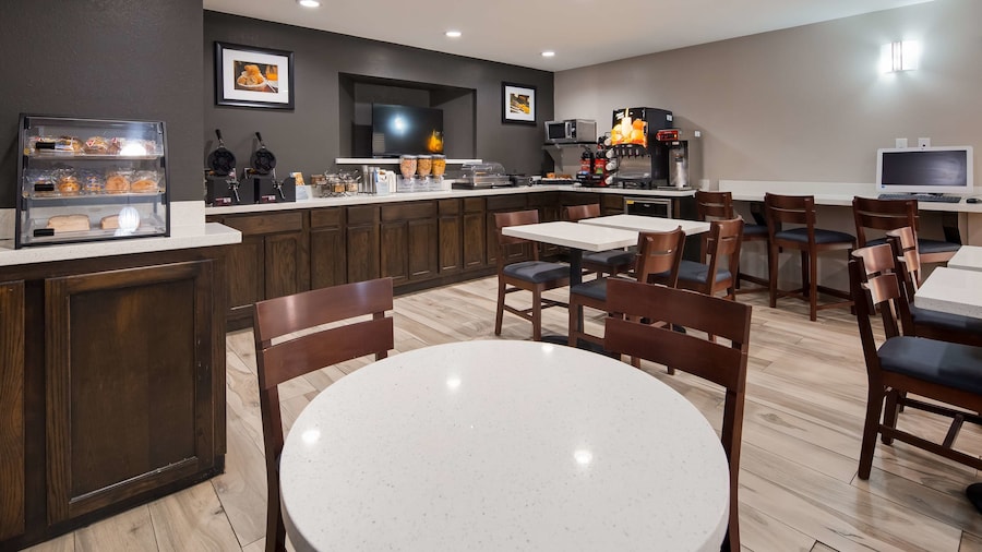 Best Western Executive Inn