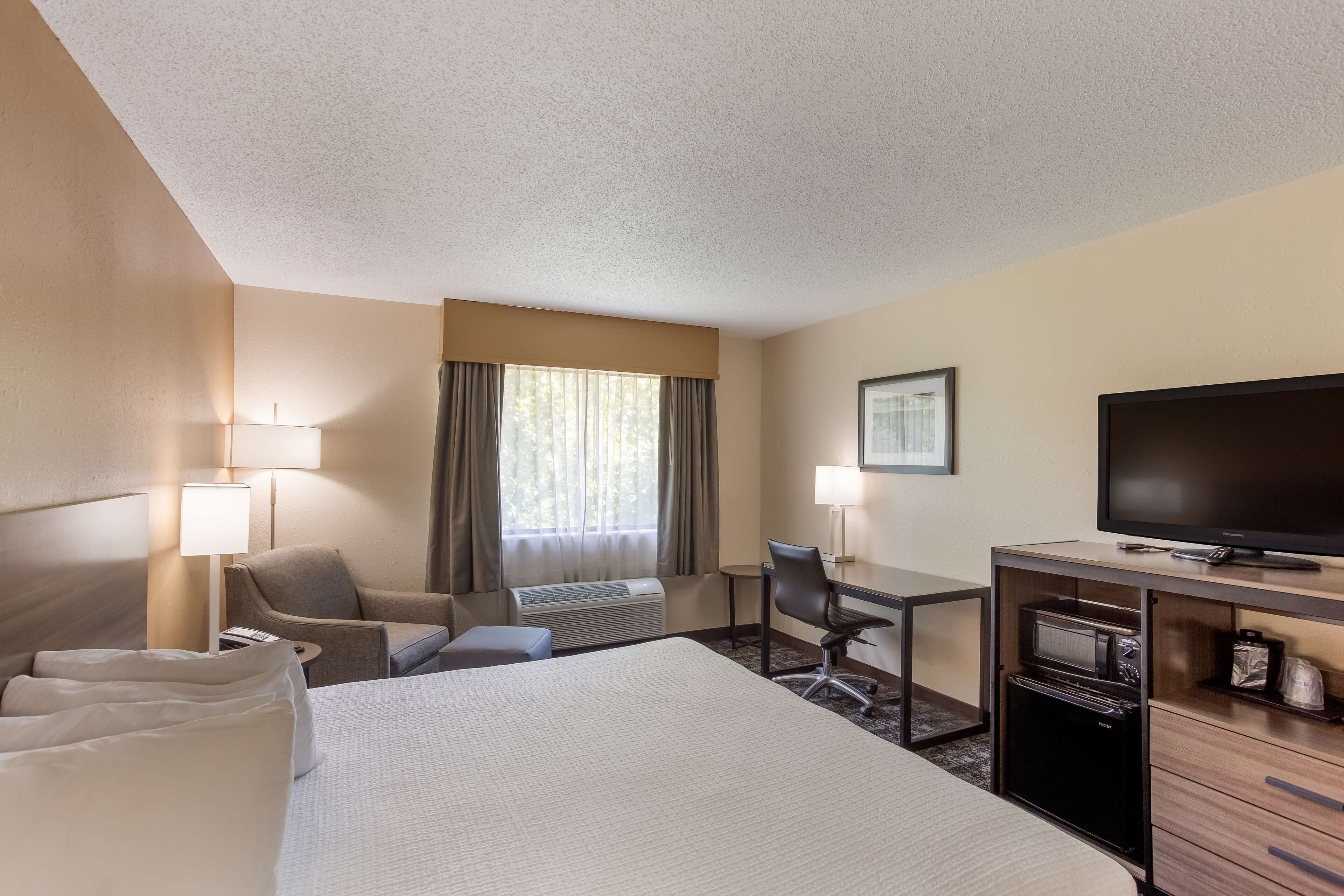 individually decorated, individually furnished, desk, iron/ironing board