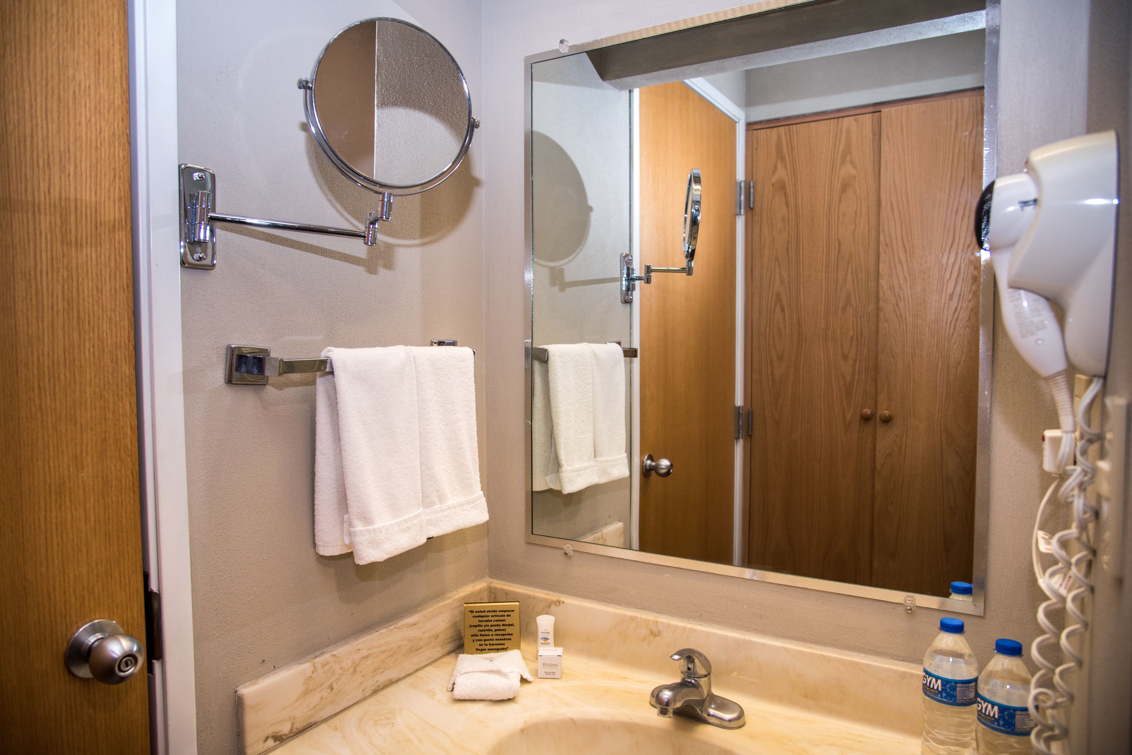 combined shower/bathtub, free toiletries, hair dryer, towels