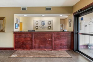 Lobby - Comfort Inn Walcott near Davenport (Walcott)