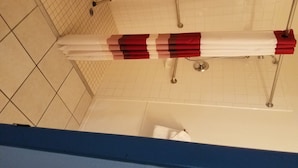 Superior-Zimmer, 1 King-Bett, barrierefrei, Nichtraucher (Roll In Shower) | Dusche im Bad
