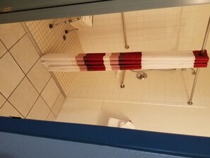 Superior Room, 1 King Bed, Accessible, Non Smoking (Roll In Shower) | Bathroom shower