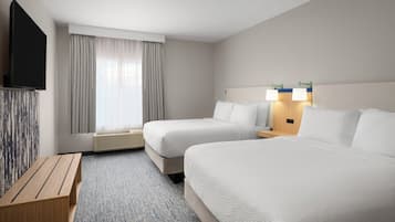 Ropa de cama de alta calidad y escritorio