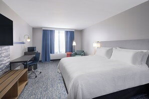 1 bedroom, premium bedding, desk, laptop workspace