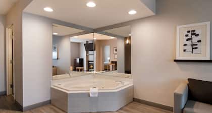 Country Inn & Suites by Radisson, Harrisburg Northeast - Hershey