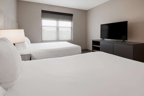 Ropa de cama hipoalergénica, escritorio, cortinas opacas