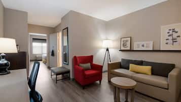 Suite, 1 Bedroom, Accessible, Non Smoking | 1 bedroom, hypo-allergenic bedding, desk, blackout drapes