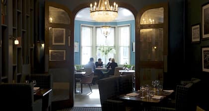 The Lodge Hotel - Putney