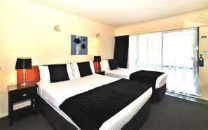 Blackout drapes, free WiFi, bed sheets
