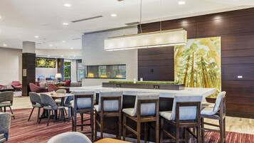 Breakfast and dinner served, American cuisine