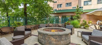 Courtyard by Marriott Boston Waltham
