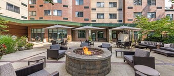 Courtyard by Marriott Boston Waltham