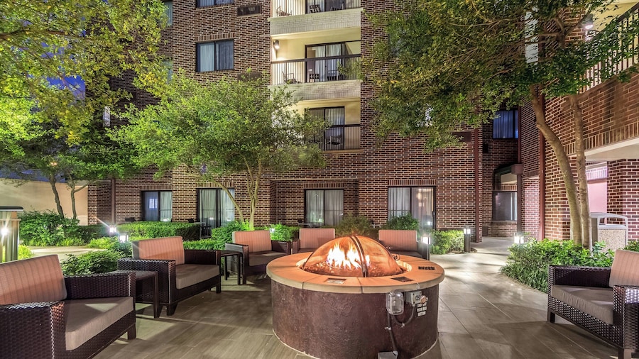 Courtyard by Marriott Dallas DFW Airport South/Irving