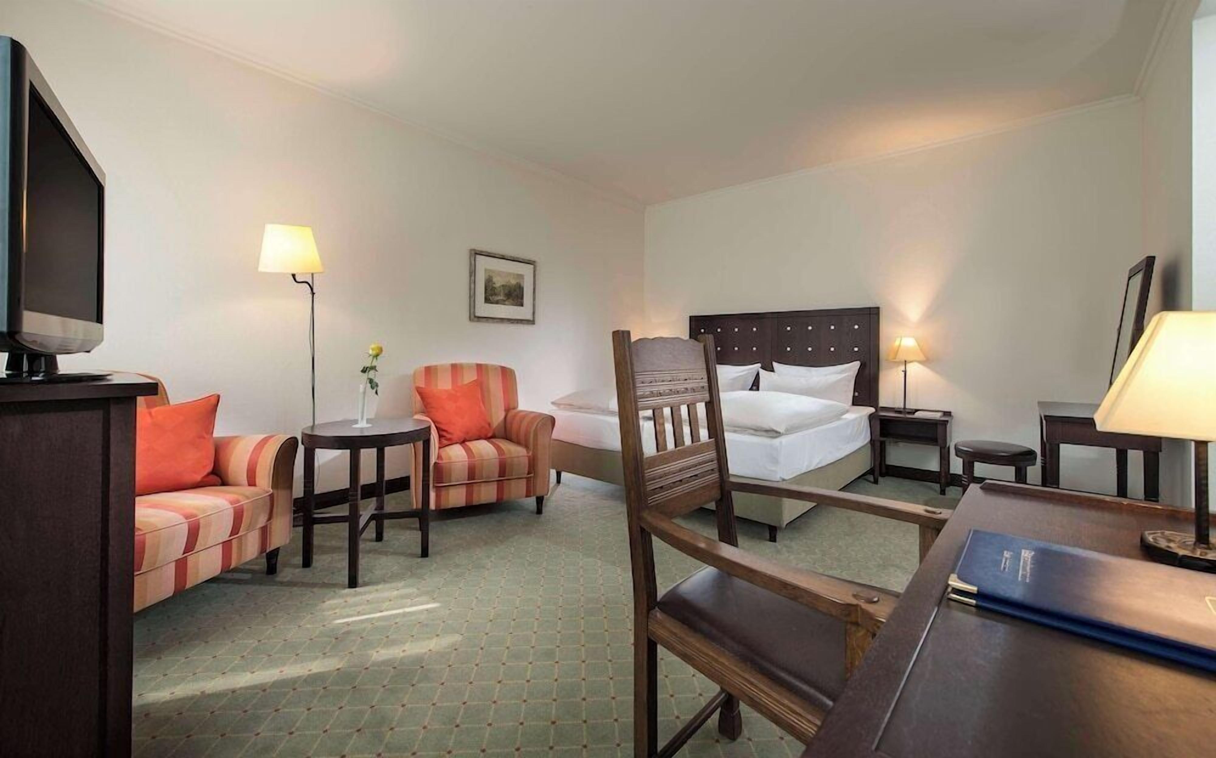 Ropa de cama hipoalergénica y minibar 