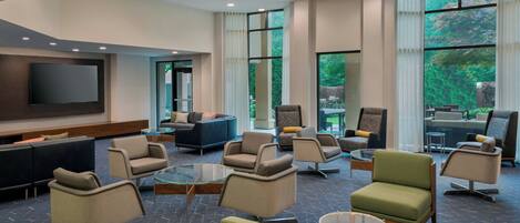 Bar-salon dans le hall