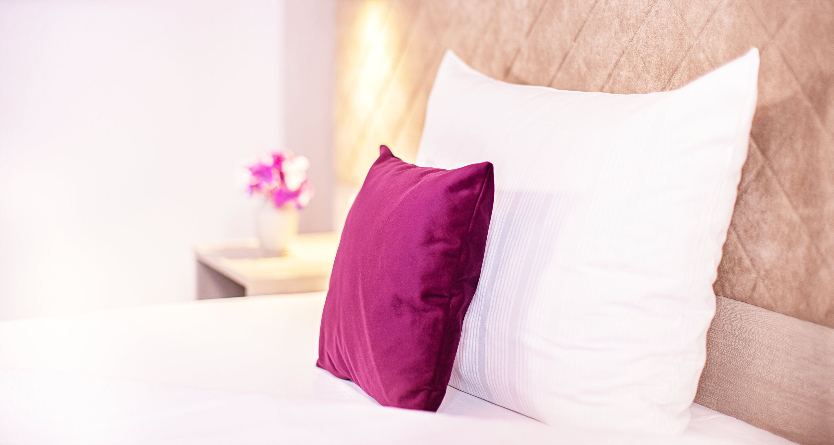 comfort room | 1 bedroom, hypo-allergenic bedding, in-room safe, desk