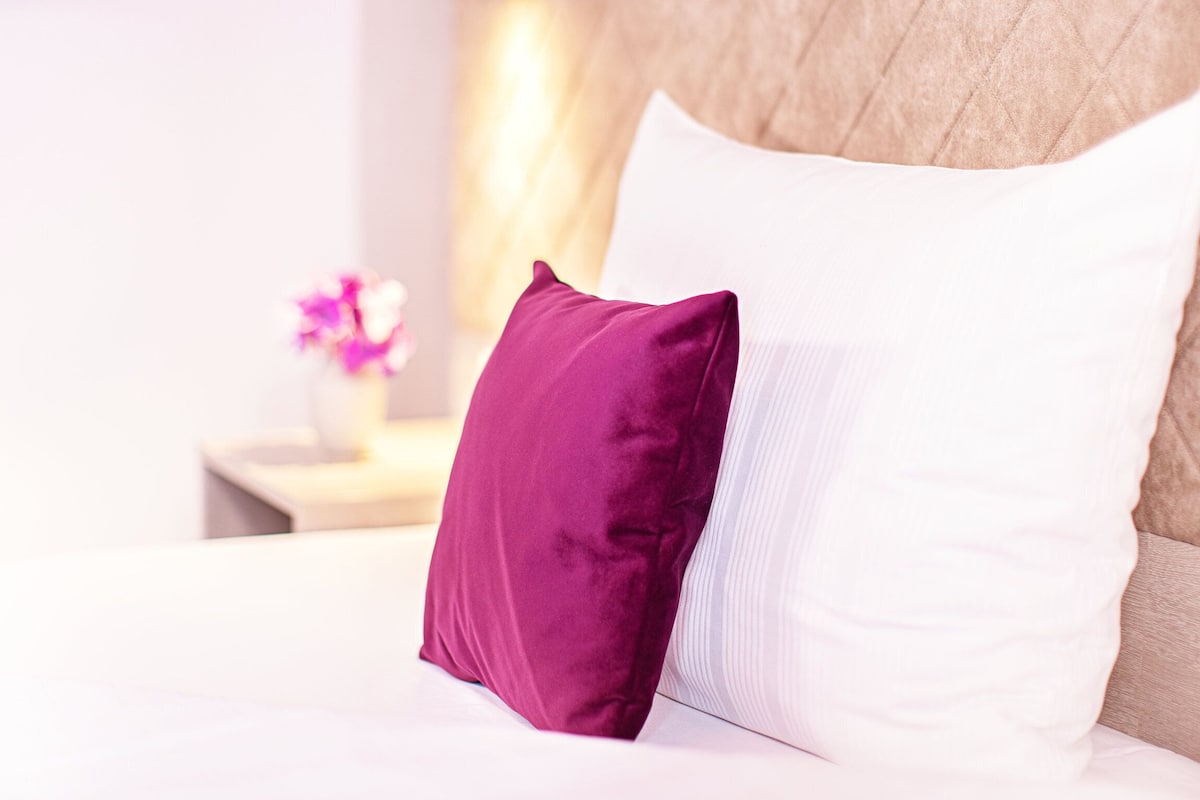 comfort room | 1 bedroom, hypo-allergenic bedding, in-room safe, desk