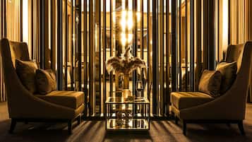 Se sirven desayunos, cenas y cocina alemana