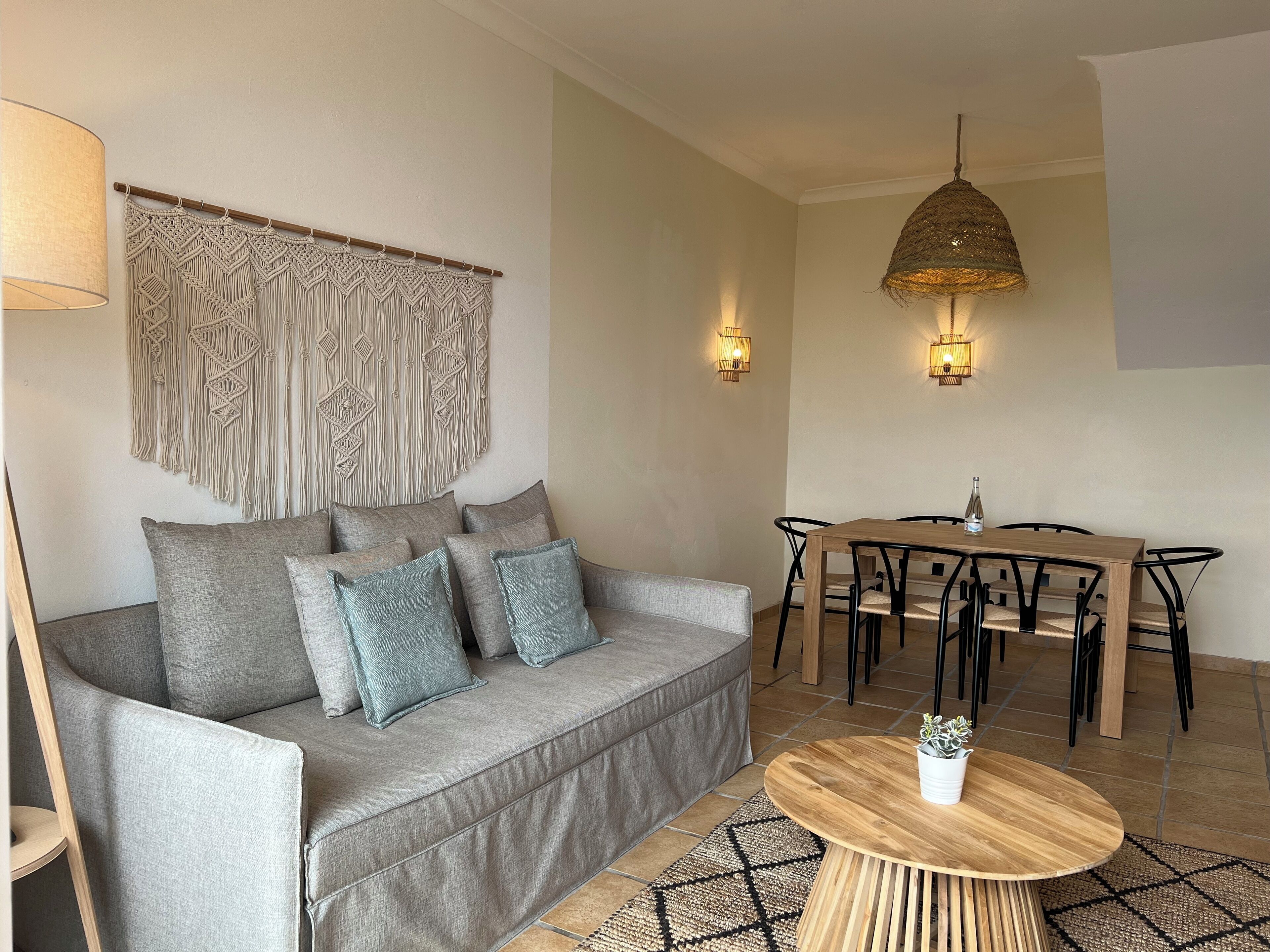 Premium Apartment, 2 Bedrooms | Living area