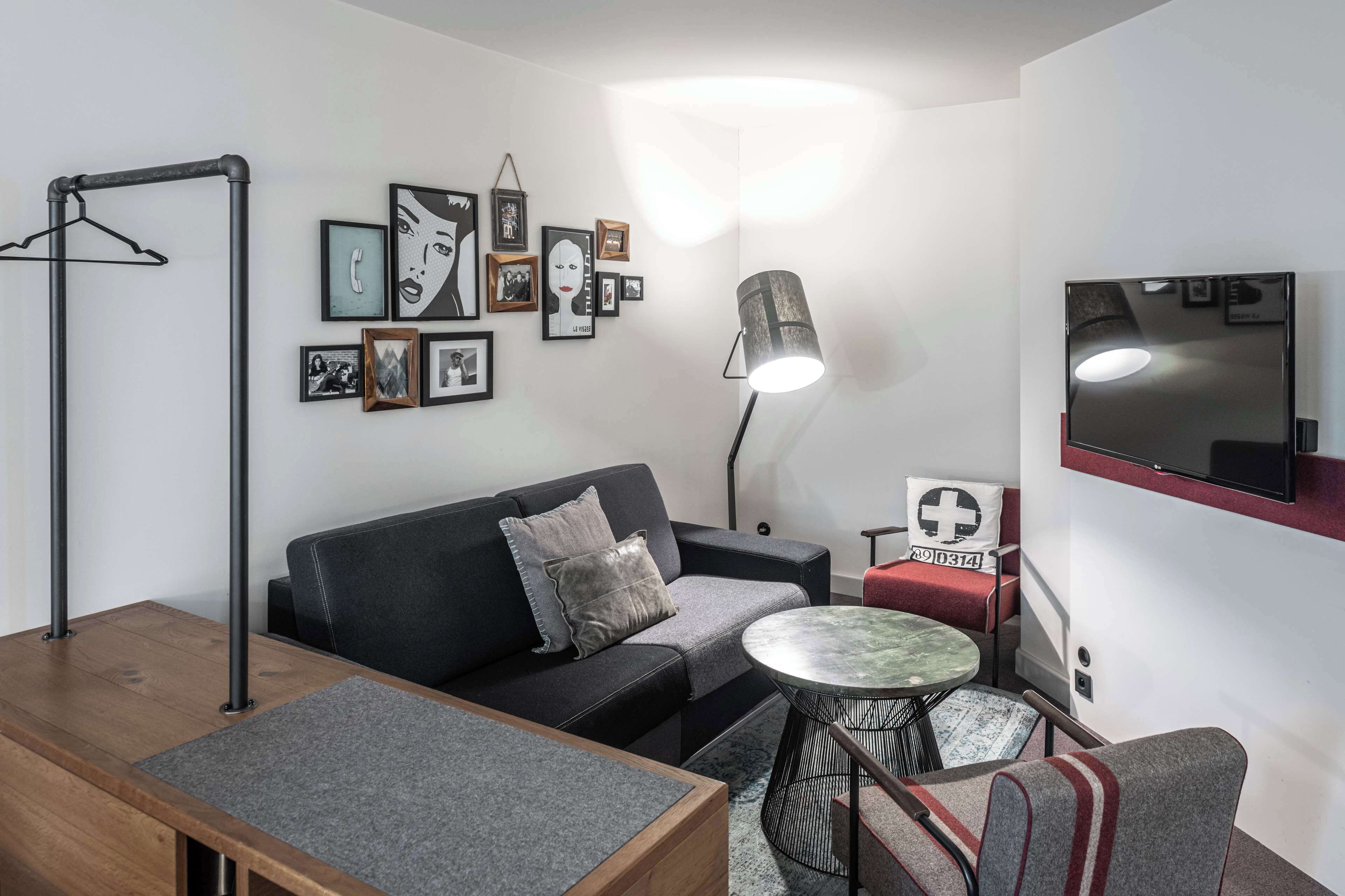 penta junior suite | premium bedding, in-room safe, desk, laptop workspace