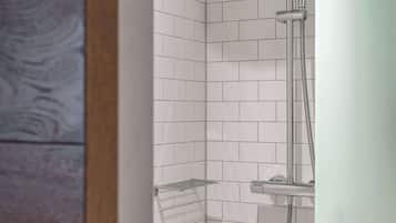 Rainfall showerhead, eco-friendly toiletries, hair dryer, towels
