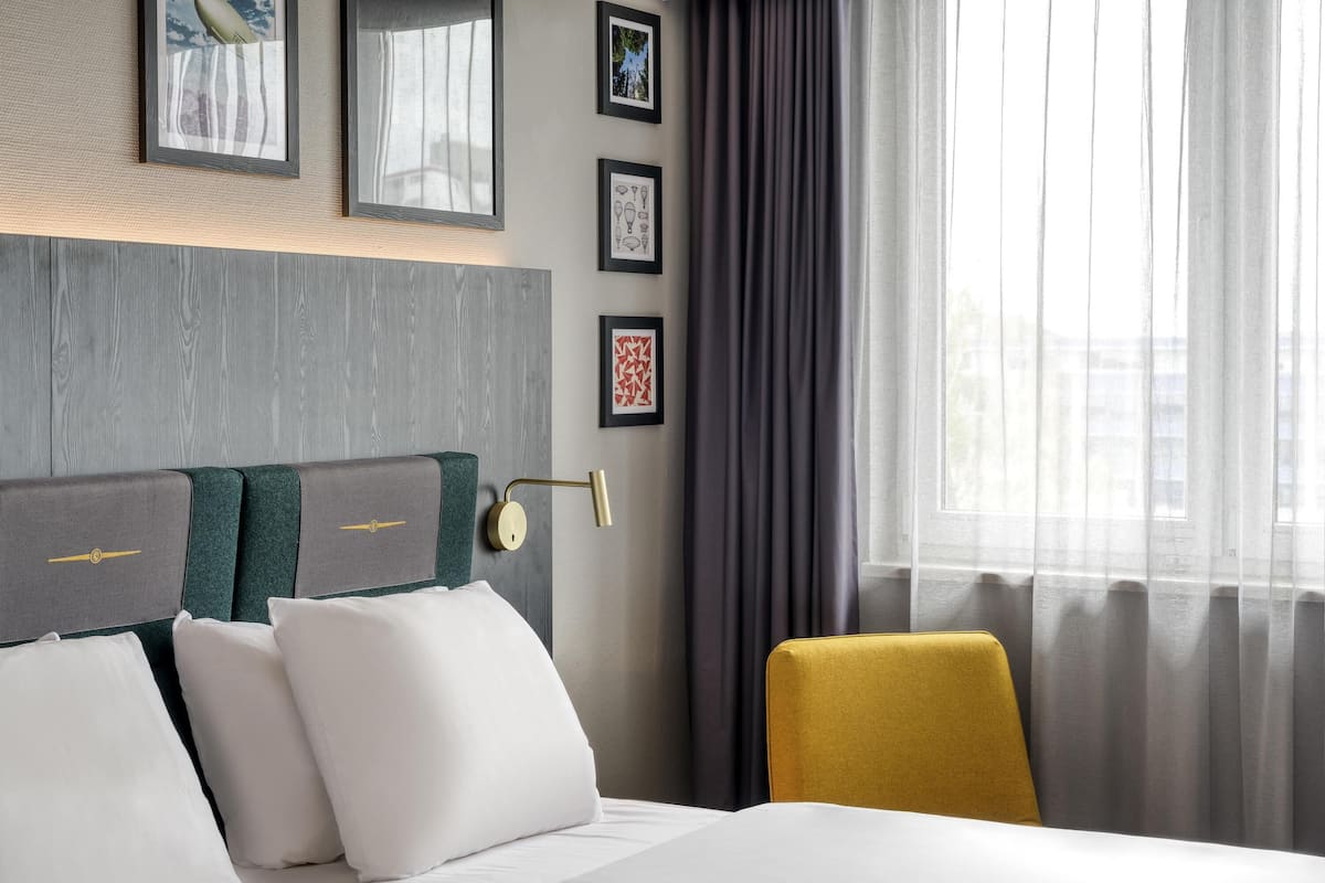 Privilege, Room, 1 King Bed