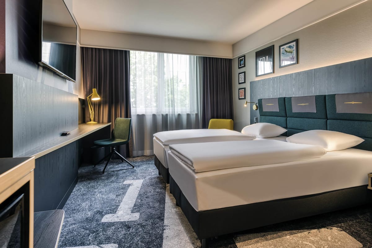 Superior-Zimmer, 1 King-Bett | Hochwertige Bettwaren, Daunenbettdecken, Zimmersafe, Schreibtisch