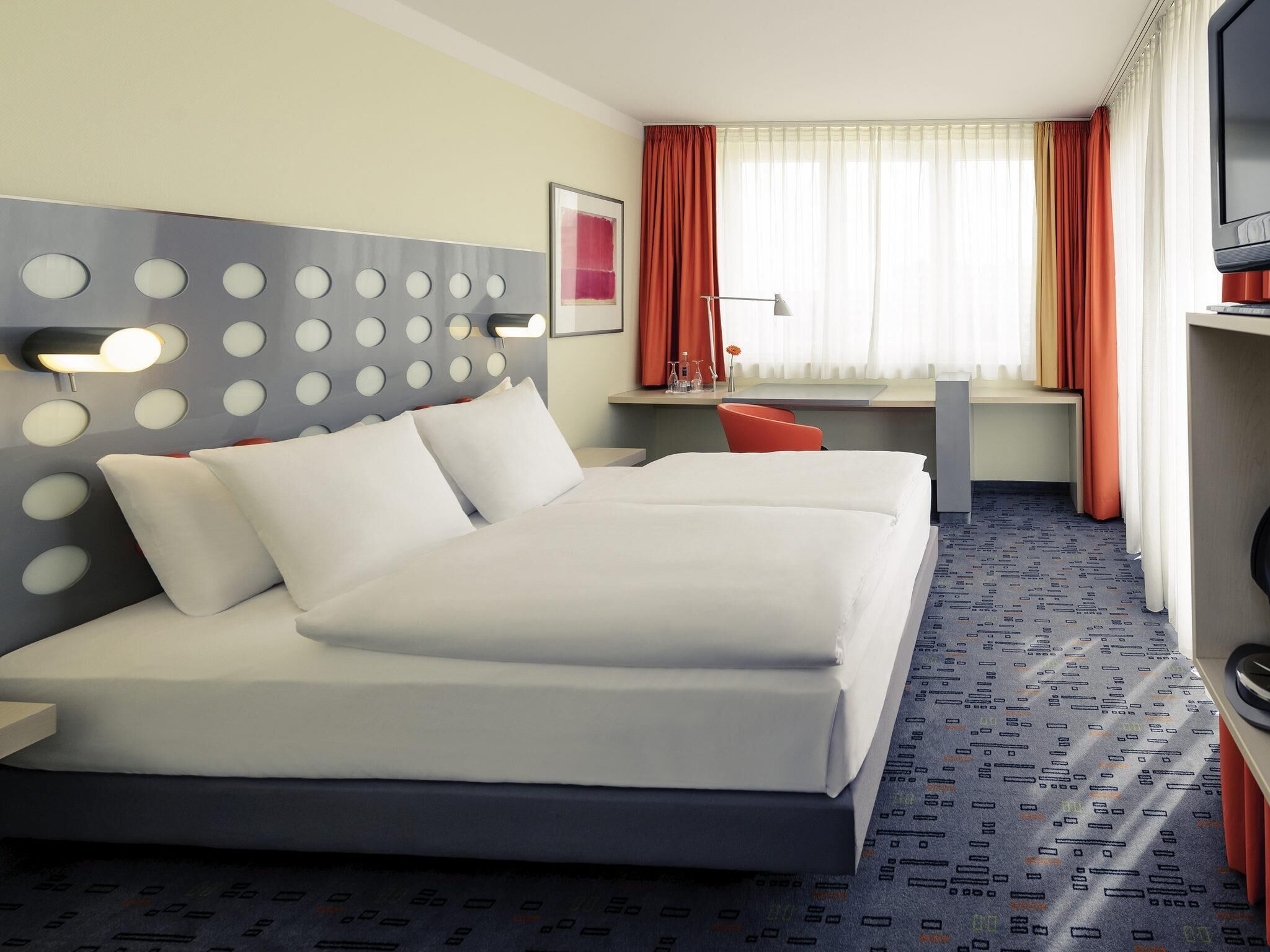 Classic Double Room, 1 Double Bed | Premium bedding, down comforters, in-room safe, desk