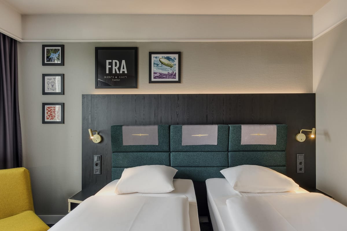 Superior Room, 2 Twin Beds | Premium bedding, down comforters, in-room safe, desk