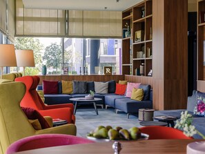 Breakfast, lunch served; Mediterranean cuisine, al fresco dining 