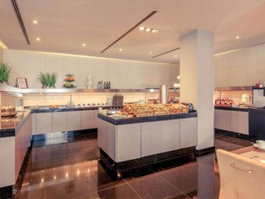 Daily buffet breakfast for a fee