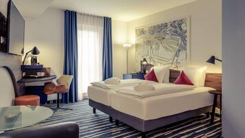 Privilege Room with King Size Bed, Courtyard Location | Allergikerbettwaren, Zimmersafe, Schreibtisch
