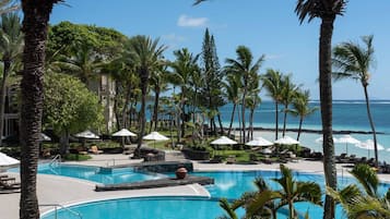 Outdoor pool, cabanas (surcharge), sun loungers