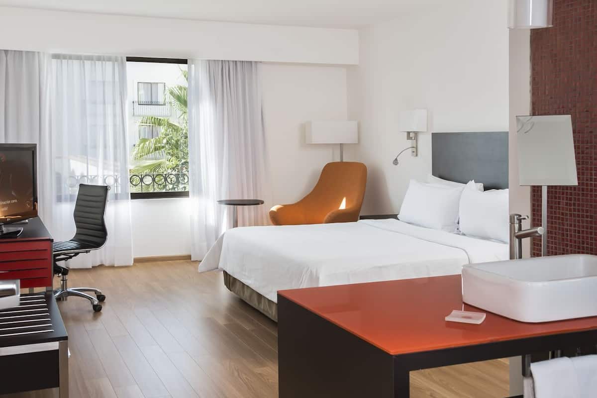 In-room safe, desk, iron/ironing board, free cots/infant beds