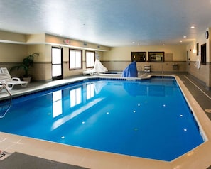 Indoor pool, open 6:00 AM to 11:00 PM, pool loungers - Comfort Suites Benton Harbor - St. Joseph (Benton Harbor)