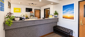 Days Inn by Wyndham Battlefield Rd/Hwy 65