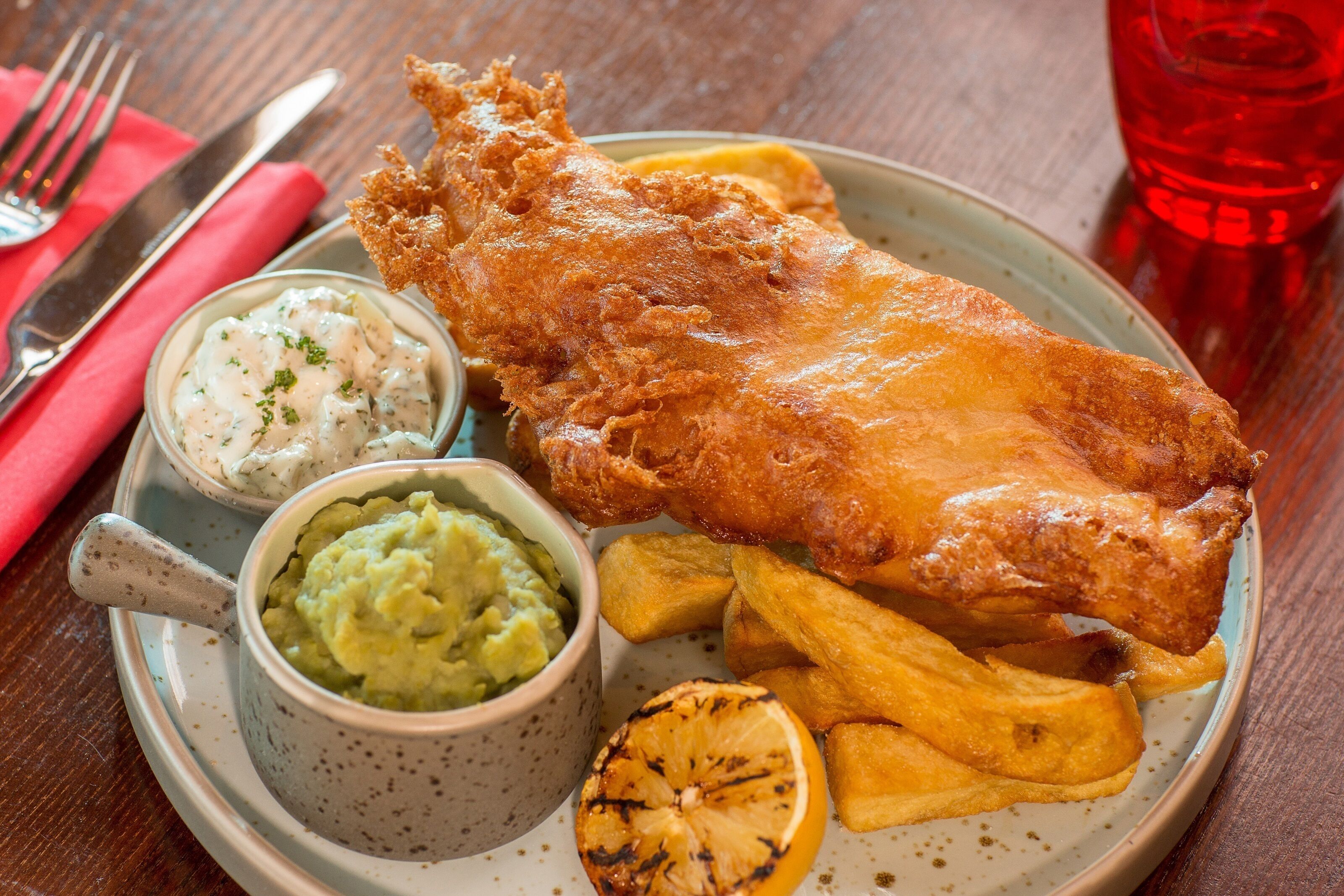 breakfast, lunch and dinner served