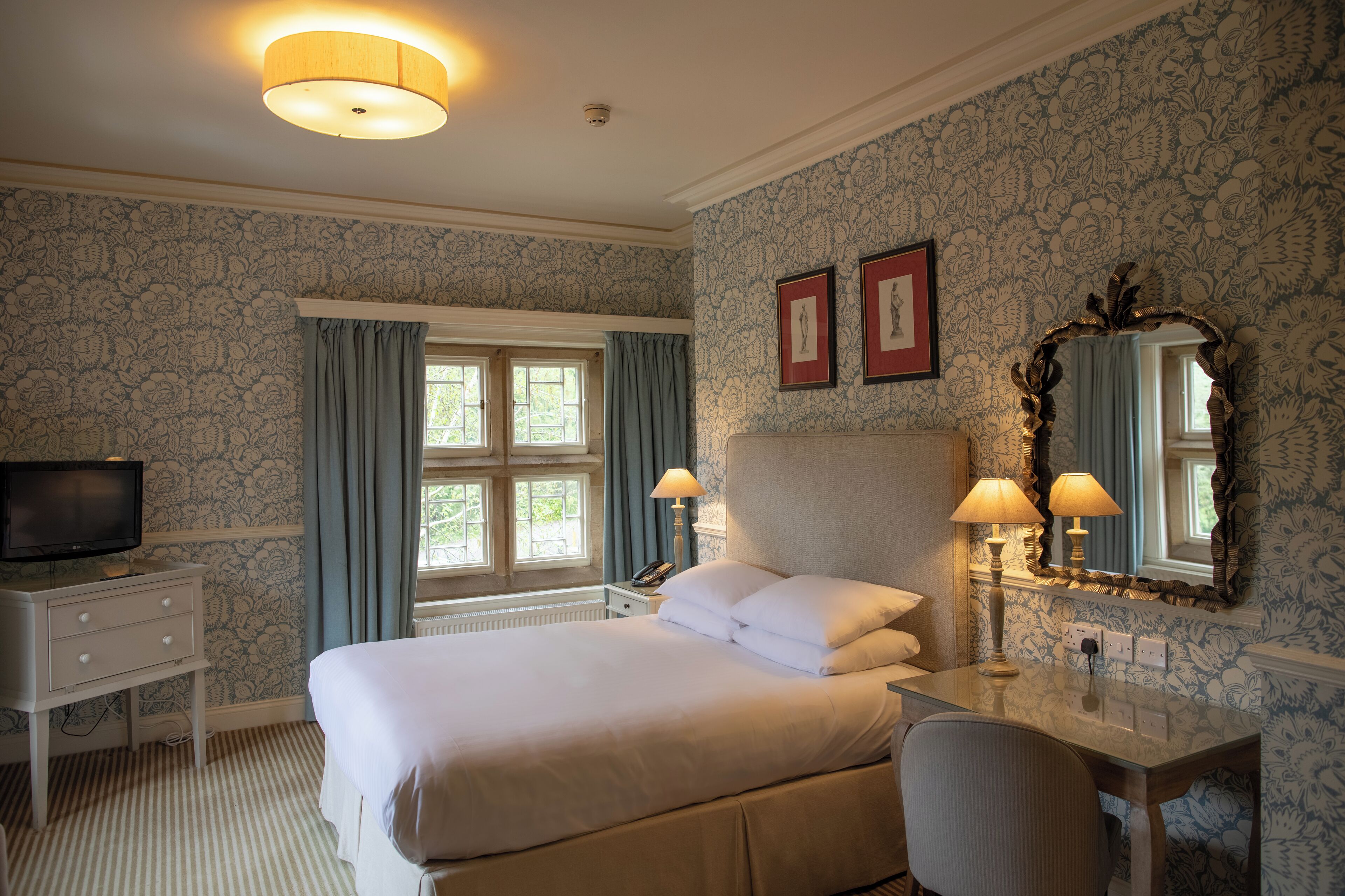 Old Hall Superior Room | 1 bedroom, in-room safe, individually decorated, desk