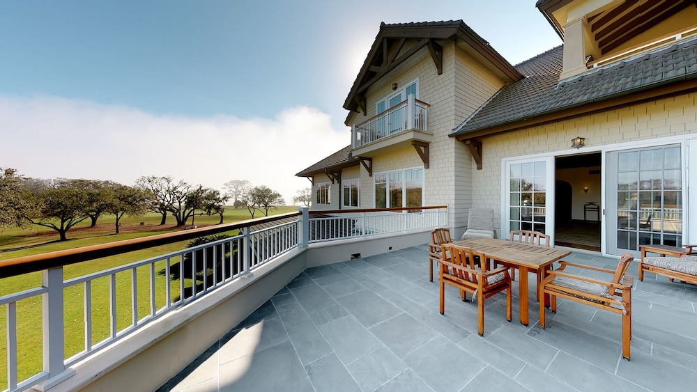 The Lodge at Sea Island Golf Club by null