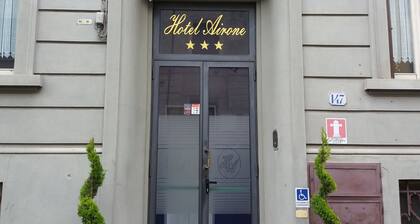 Hotel Airone