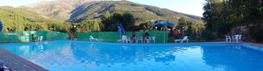 Seasonal outdoor pool - Hotel Valle del Jerte Los Arenales (Jerte)