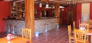Bar (en la propiedad)
