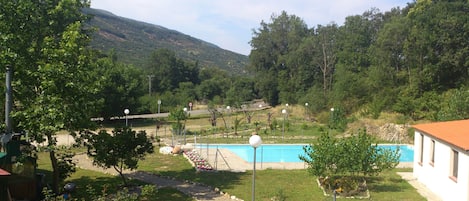 Seasonal outdoor pool