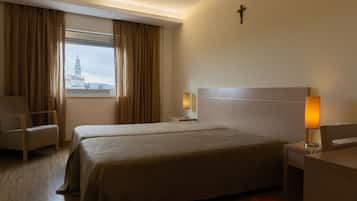 ์ ์๊ทน์ฑ ์นจ๊ตฌ, ์ ์์ฉ ์นจ๋, ๋ฌด๋ฃ WiFi, ์นจ๋ ์ํธ