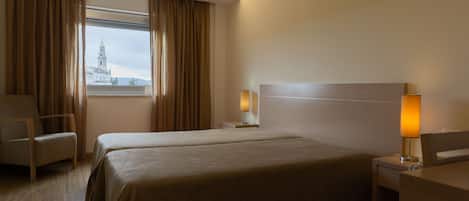 Roupas de cama antialérgicas, berços (sobretaxa), Wi-Fi de cortesia