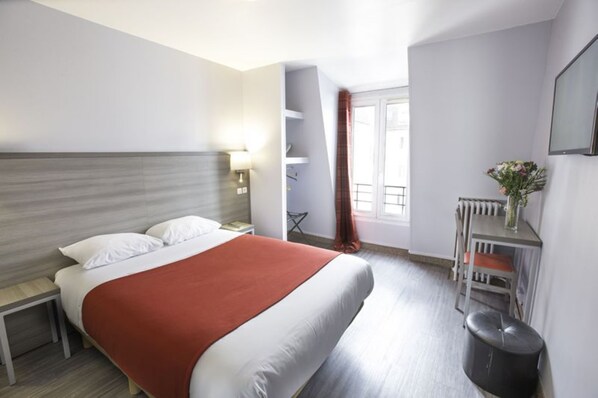 Double Room | Free WiFi, bed sheets