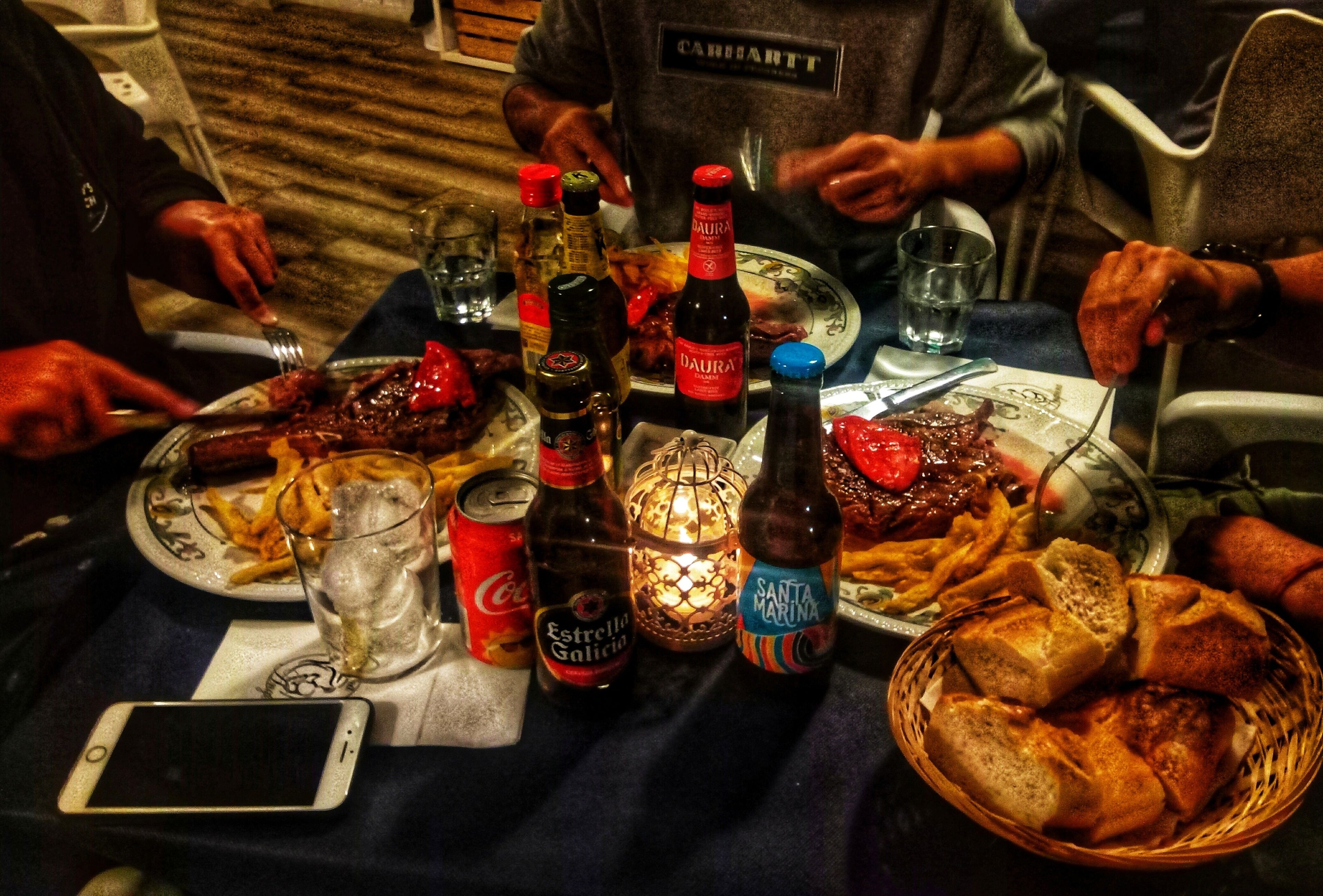 breakfast, lunch and dinner served