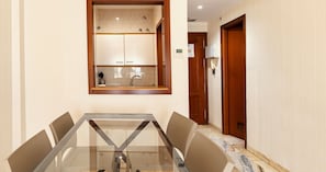 1 bedroom, in-room safe, desk, iron/ironing board