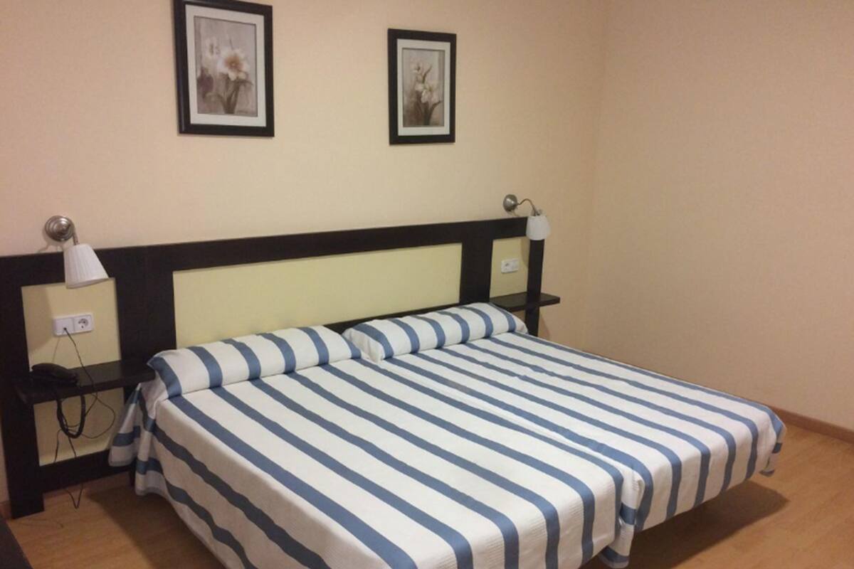 Double Room | Desk, blackout drapes, soundproofing, cribs (surcharge)